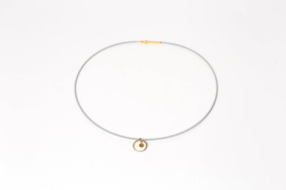 Collana in acciaio con cerchio
